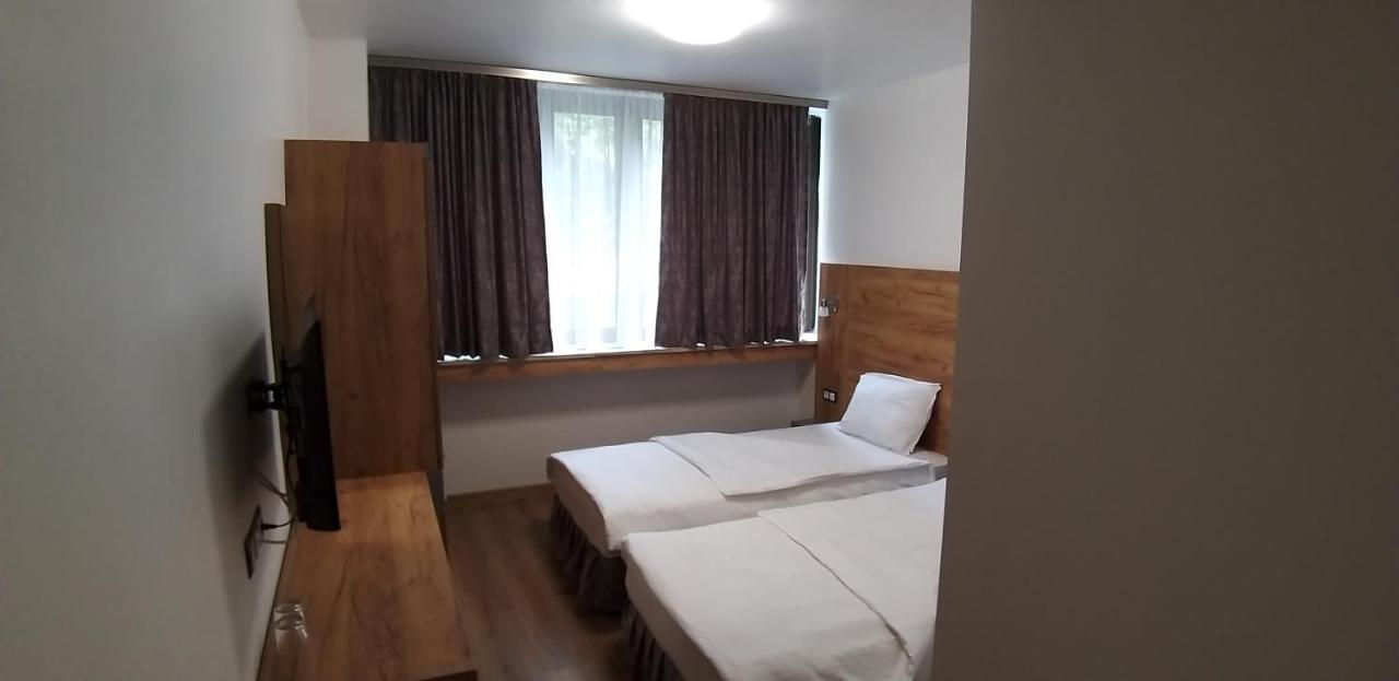 Хотел Визия Haskovo Esterno foto